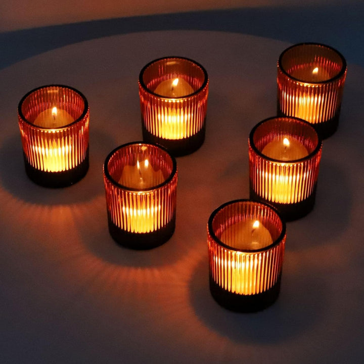 Vohocandle Braune Teelichthalter im 12er-Set, Gerippter Teelichthalter für die Tischdekoration bei H
