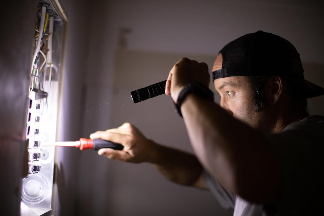 MAGLITE MAG-TAC LED 2CR123 Taschanlampe schwarz Tactical flach