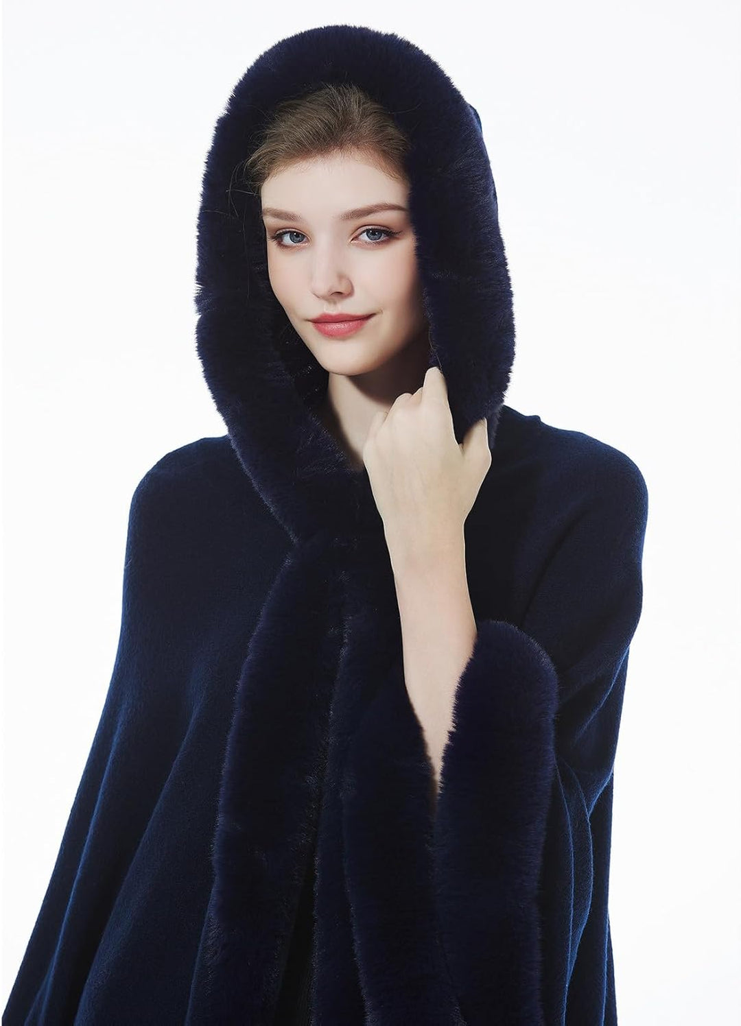 BEAUTELICATE Damen Kunstpelz Strick Poncho Cape mit Kapuze Warm Umhang Cardigan Stola Brautjacke für