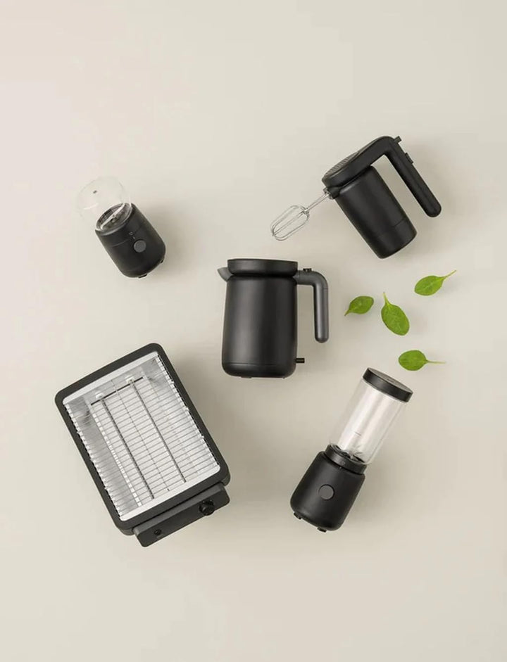RIG-TIG Smoothie-Blender FOODIE - Persönlicher Frucht-/Gemüse-Shake-Maker - Shaker/Mixer mit Kunstst