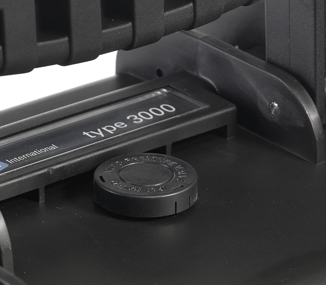 B&amp;W Transportkoffer Outdoor - Typ 5500 Schwarz - mit variabler Facheinteilung - wasserdicht nach IP6