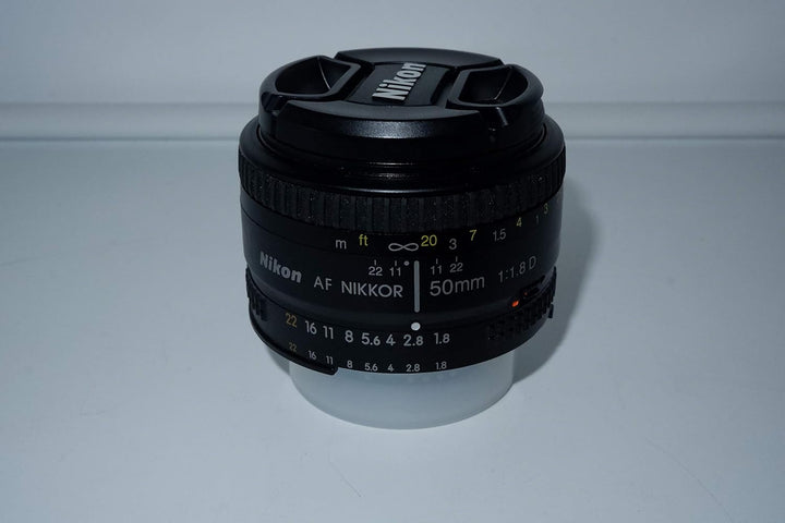Nikon AF Nikkor 50mm 1:1,8D Objektiv (52mm Filtergewinde), 50mm 1:1,8D