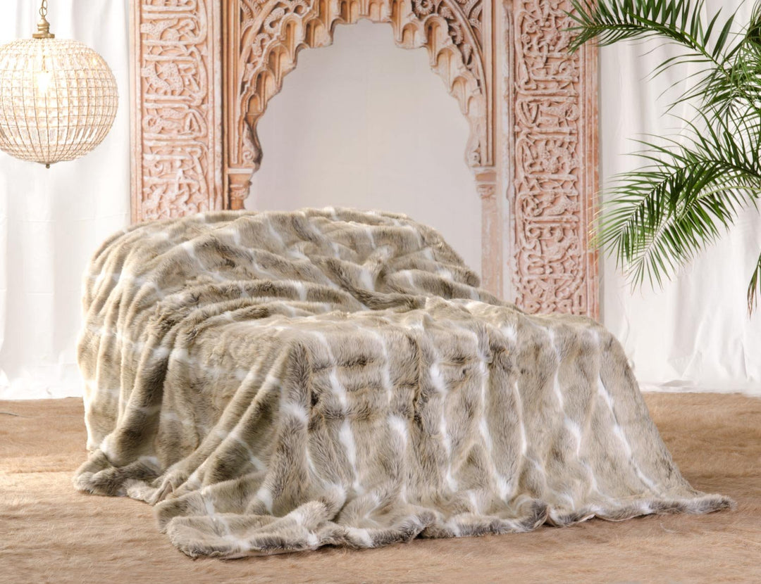 Wohnen & Accessoires Felldecke, Webpelzdecke Gazelle 150x200 Kuscheldecke 150x200cm, Kuscheldecke 15