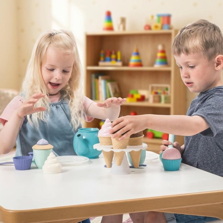 Dantoy – Thorbjorn Dessert Set für Kinderküche - 26 Teilen - Geschirrset - Sandspielzeug Set - Spiel