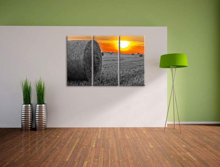 Strohballen auf Feld bei Sonnenuntergang schwarz/weiss 3-Teiler Leinwandbild 120x80 Bild auf Leinwan