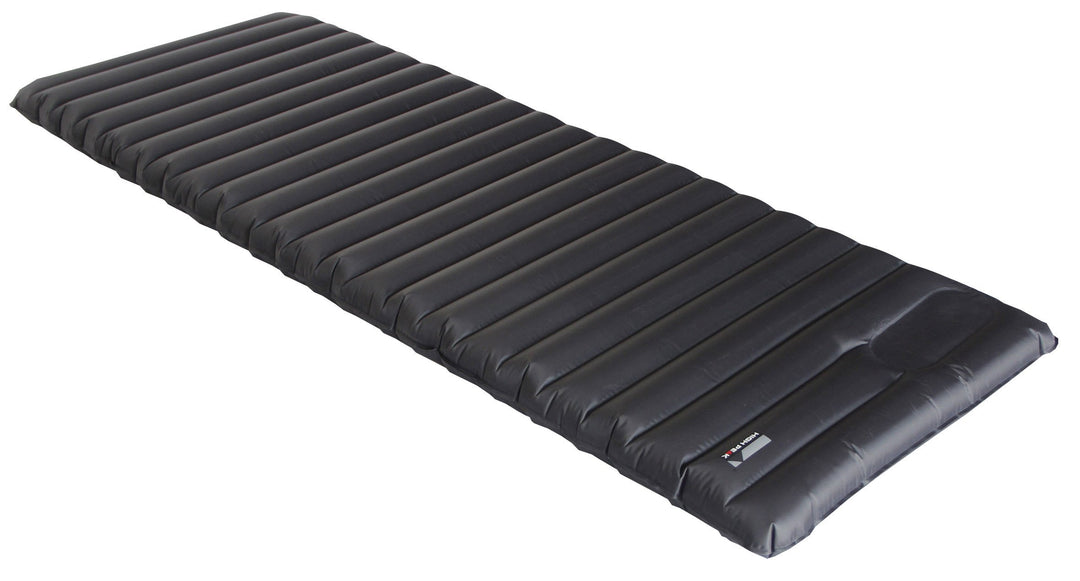 High Peak Matte Dayton XL, aufblasbare Leichtgewicht-Luftmatratze, integrierte Fusspumpe, Isomatte,