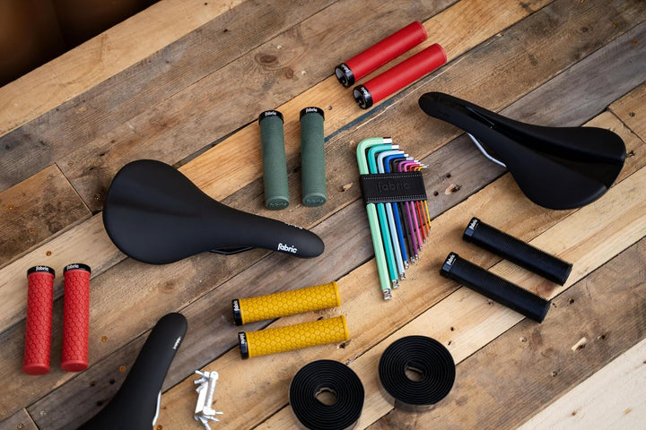 Fabric 6-in-1 Mini-Multitool für Fahrräder – Kompaktes Fahrrad-Werkzeugset – Leichtes Aluminium & CN