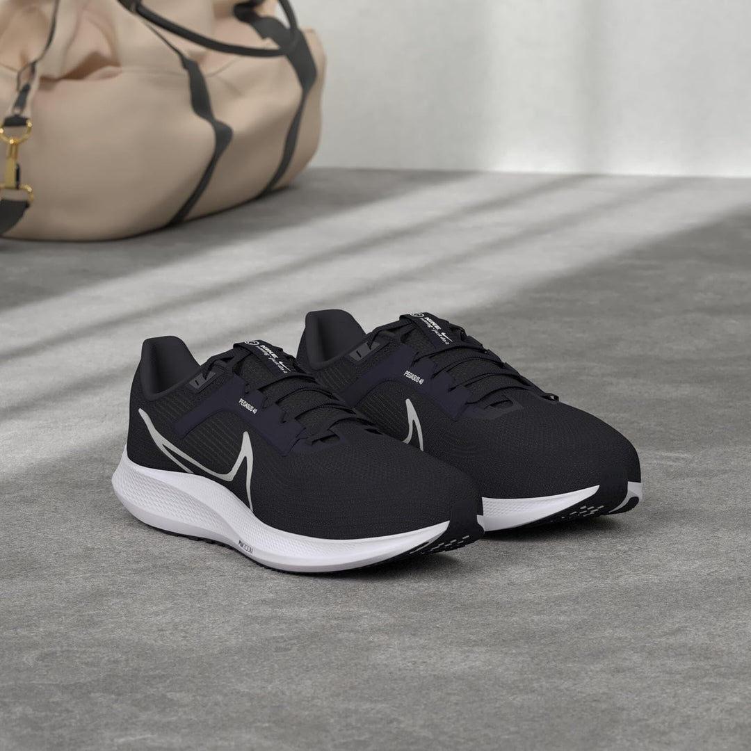 Nike Herren Air Zoom Pegasus 40 Sneaker 42 EU Black White Iron Grey, 42 EU Schwarz Weiss Eisengrau