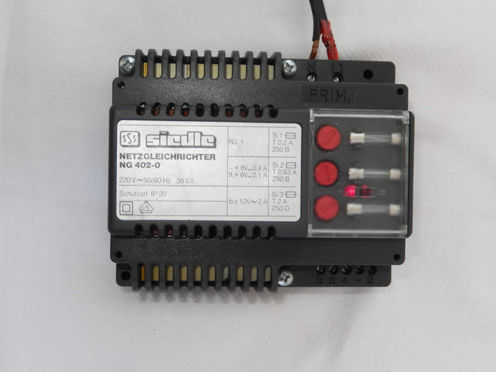 Siedle NG 402-0 Netzgleichrichter/Netzgerät/Netztrafo für Sprechanlage mit Anschlusshema, NEU ohne O