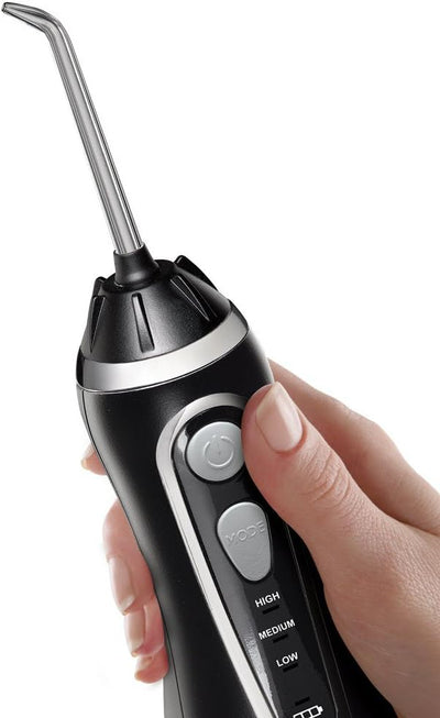 Waterpik Cordless Advanced Waterflosser kabellose Munddusche mit 4 Aufsätzen, Druckbereich von 3,1 b