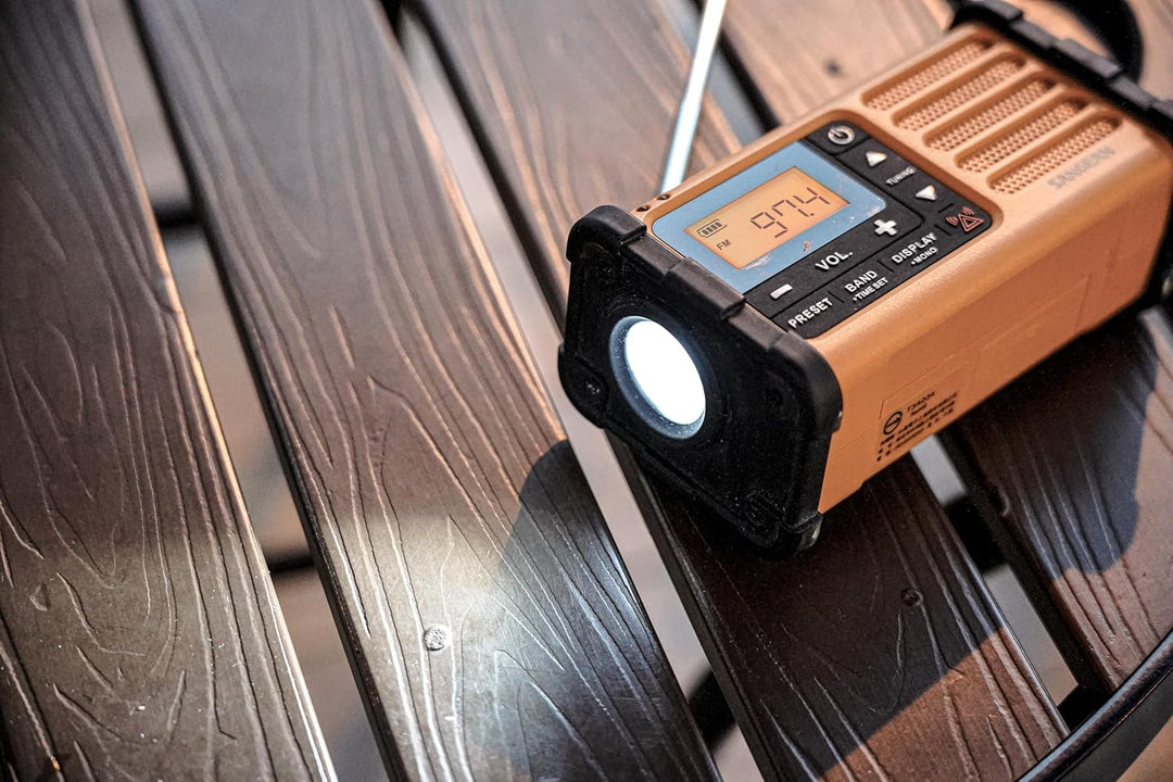 Sangean MMR-88 Tragbares Kurbelradio, Notfall radio mit Taschenlampe und Notfall-Signalton - UKW/MW-