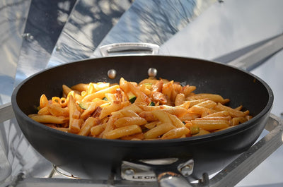 Solarkocher Premium11 zum Kochen, Backen, Grillen und Frittieren - Energieeinsparung von bis zu 120