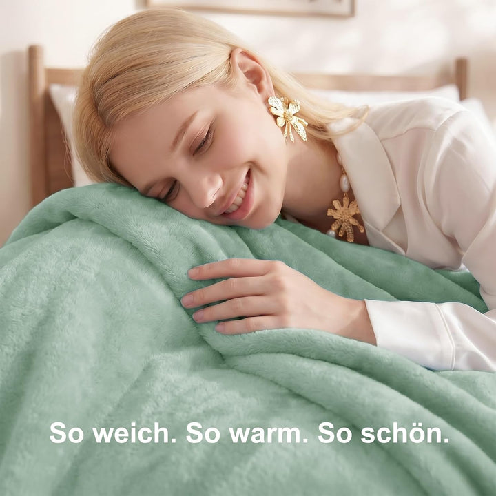 WAVVE Kuscheldecke Flauschig Decke Fleecedecke - Sofadecke 230x270 cm Wohndecke Couchdecke, Salbei G