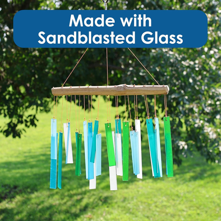 Blue Handworks Windspiel aus Seeglas und Treibholz, handgestrahltes Glas und Fundholz, handgefertigt