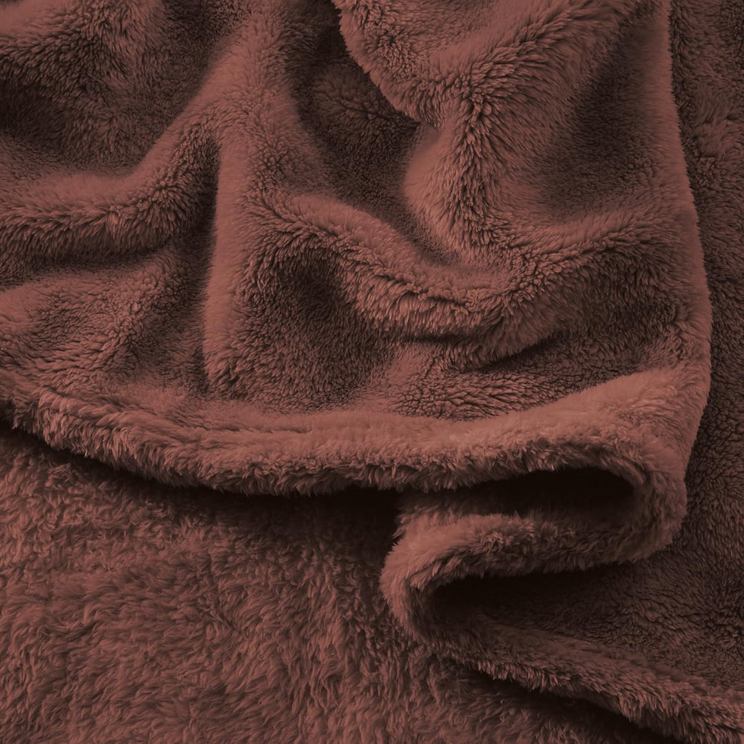 Erwin Müller Teddy-Fleece-Wohndecke Salerno, Fleece-Decke, Kuscheldecke Dunkelbraun Grösse 130x170 c