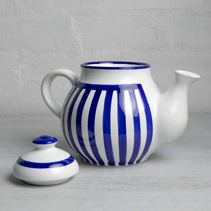 City to Cottage® - Teekanne für 4-6 Tassen | Blau-Weiss gestreift | Handgemacht | Teekanne Keramik G
