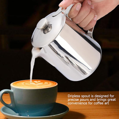 Milchaufschäumkrug mit Deckel Tropffreier Auslauf aus Edelstahl Kaffee Milchaufschäumbecher für Capp