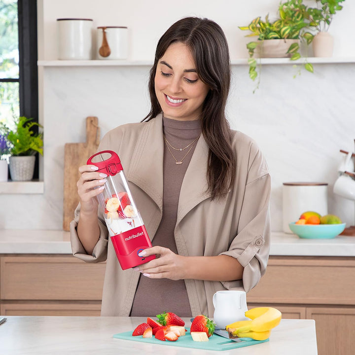nutribullet Tragbarer Mixer in Magenta – leistungsstarke Extraktorklinge, 475-ml-Tasse, To-Go-Deckel