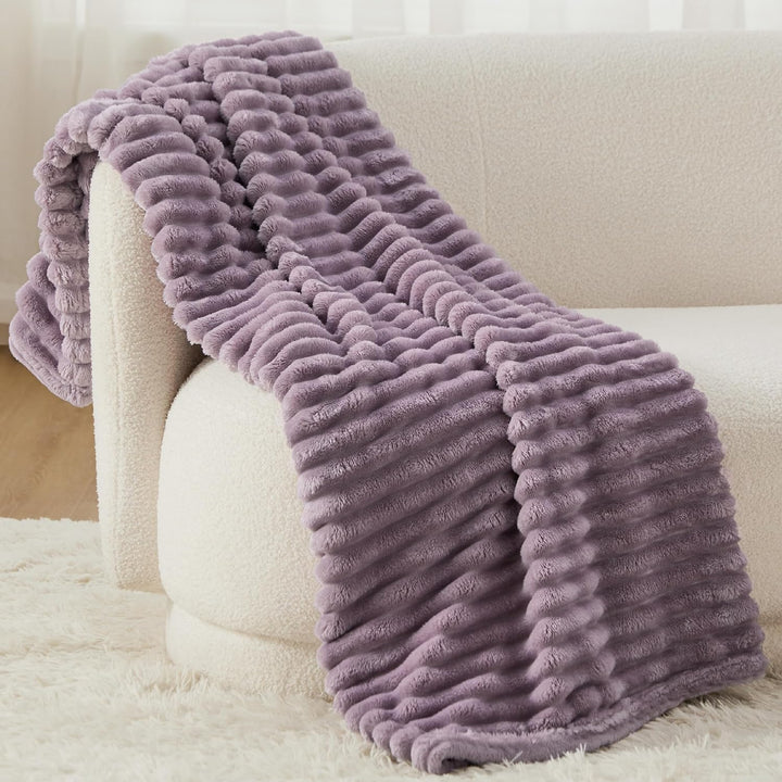 BEDSURE Kuscheldecke für Zimmer Deko - Wolldecke & Fleecedecke, Sofadecke, Weiche Warme Grobe Kordde