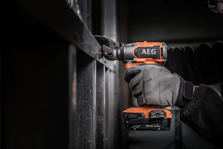 AEG 18 V Pro18V Brushless Akku-Kompakt-Schlagschrauber, BSS18C3B3-0, Drehmoment 350 Nm, ohne Akku u.