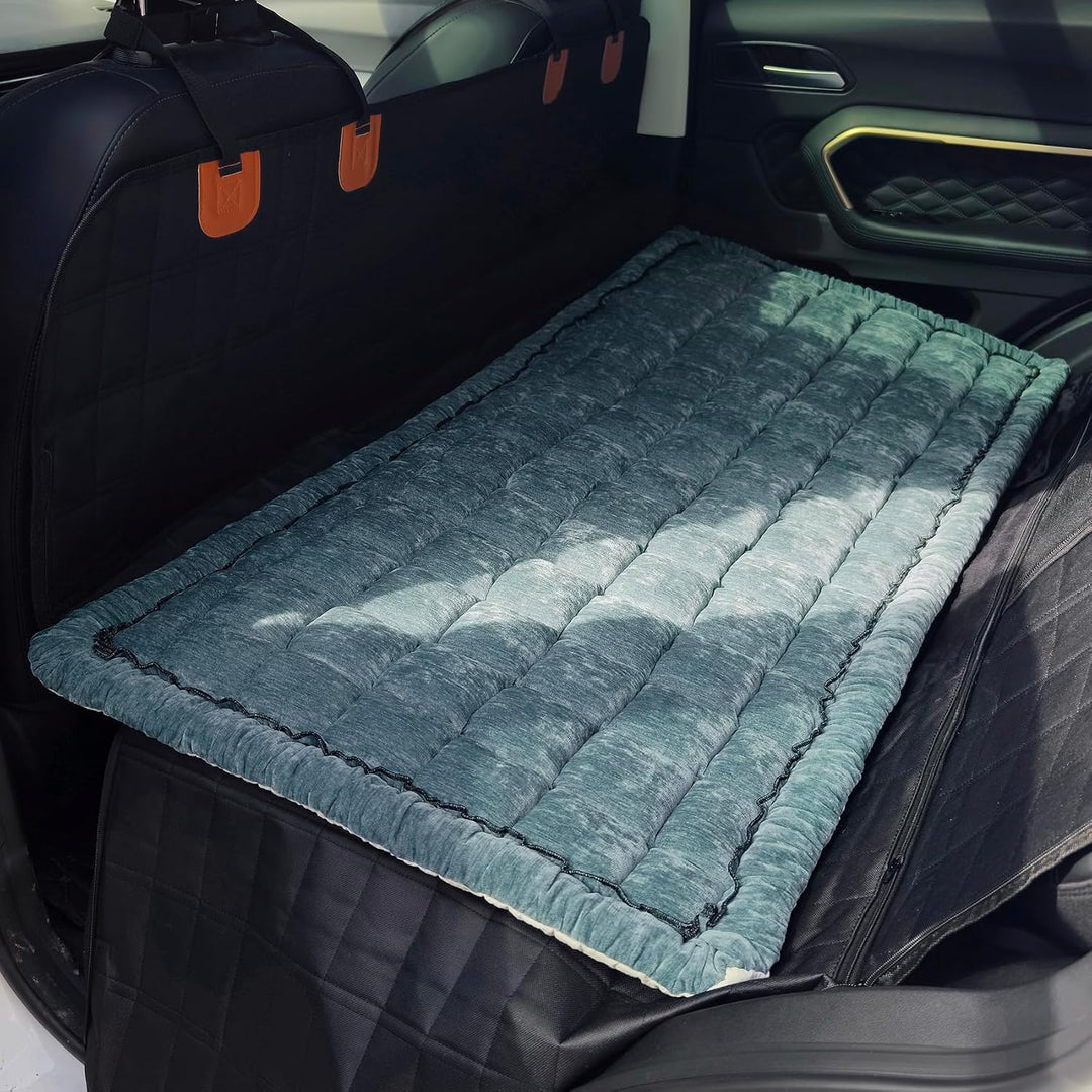 Hundematte Auto Rückbank 63×137 cm – Maschinenwaschbar, rutschfeste Hundedecke fürs Auto, Dicke PP-W