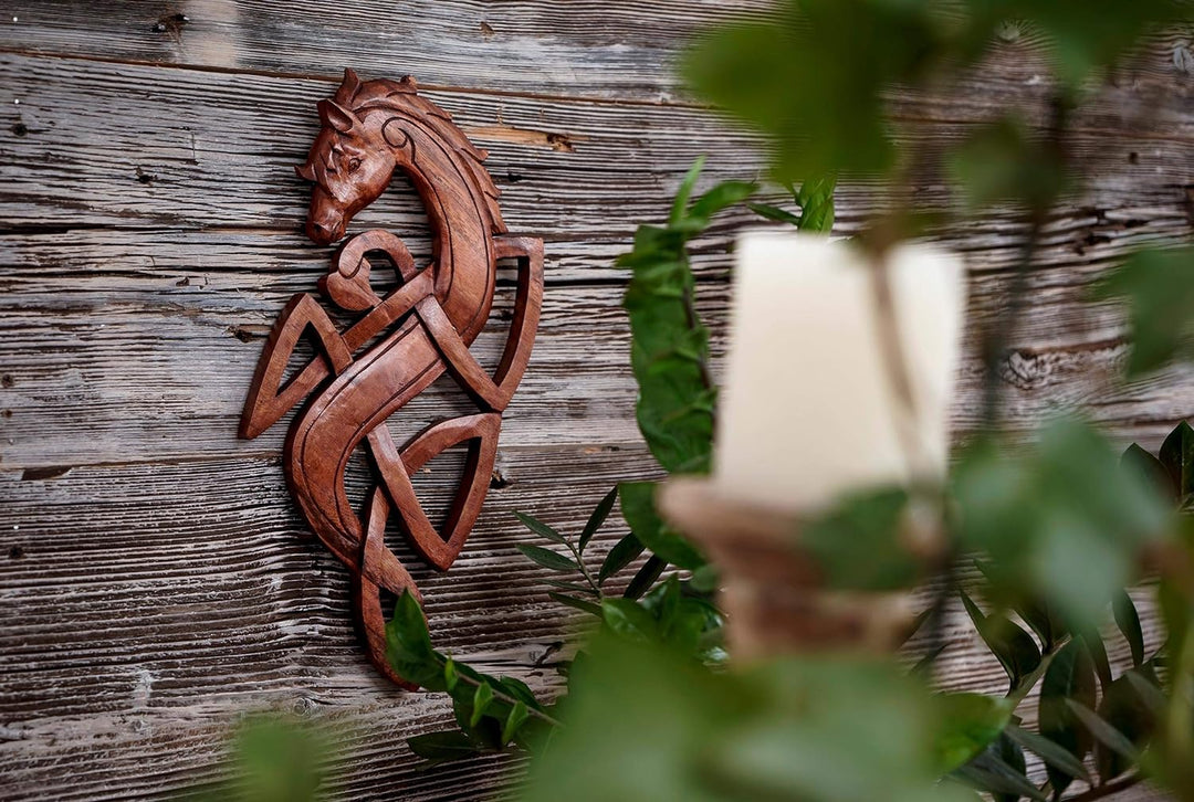 Windalf Cintage Celtic Wandbild ARATON 42 cm Vikings Krieger Pferde Wandrelief Wandobjekt Handarbeit