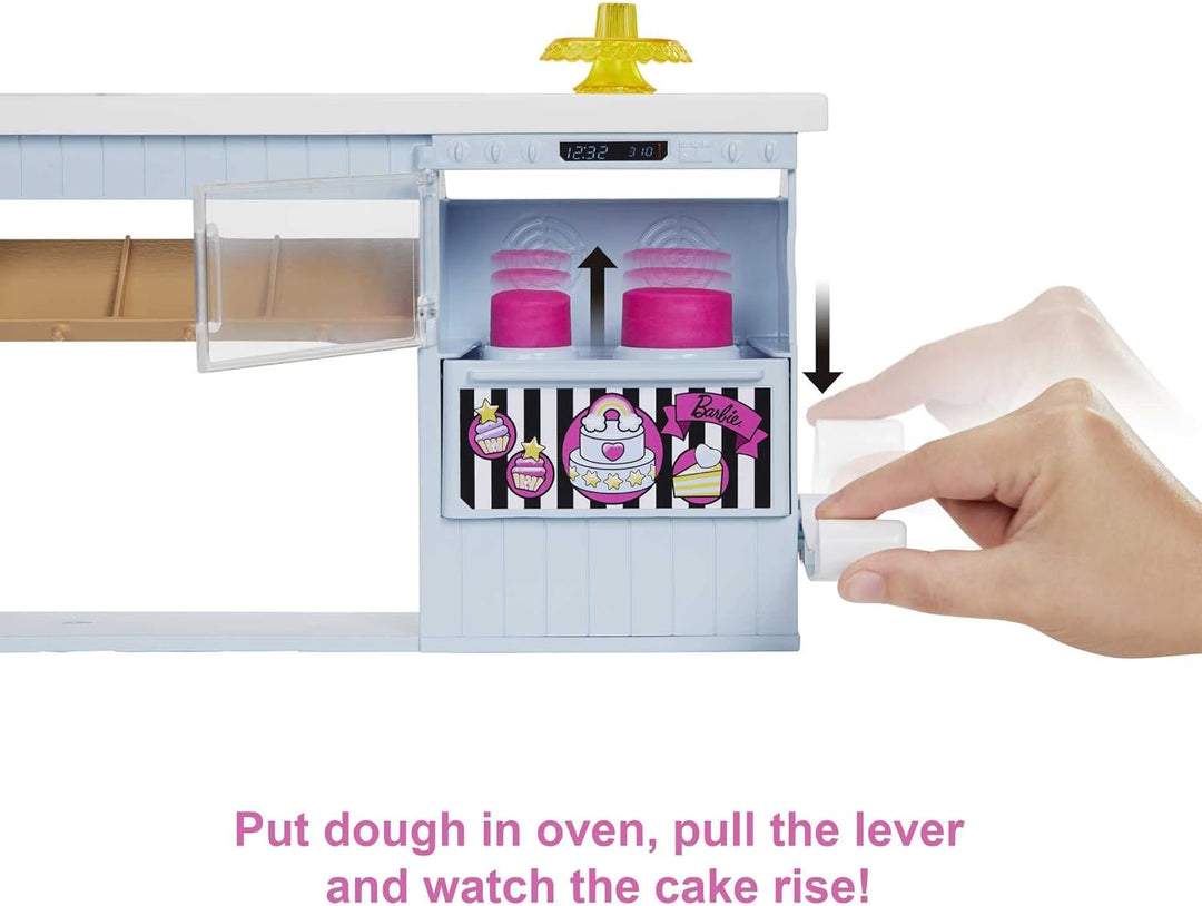 Barbie HGB73 - Tortenbäckerei Spielset mit Puppe (30 cm), Bäckerei, Kuchenherstellungsfunktion, +20