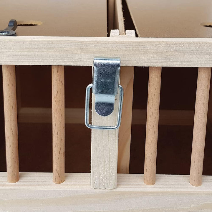 Kleintier-Transportbox aus Holz - 12 Abteilungen - je mit verschliessbarem Innendeckel