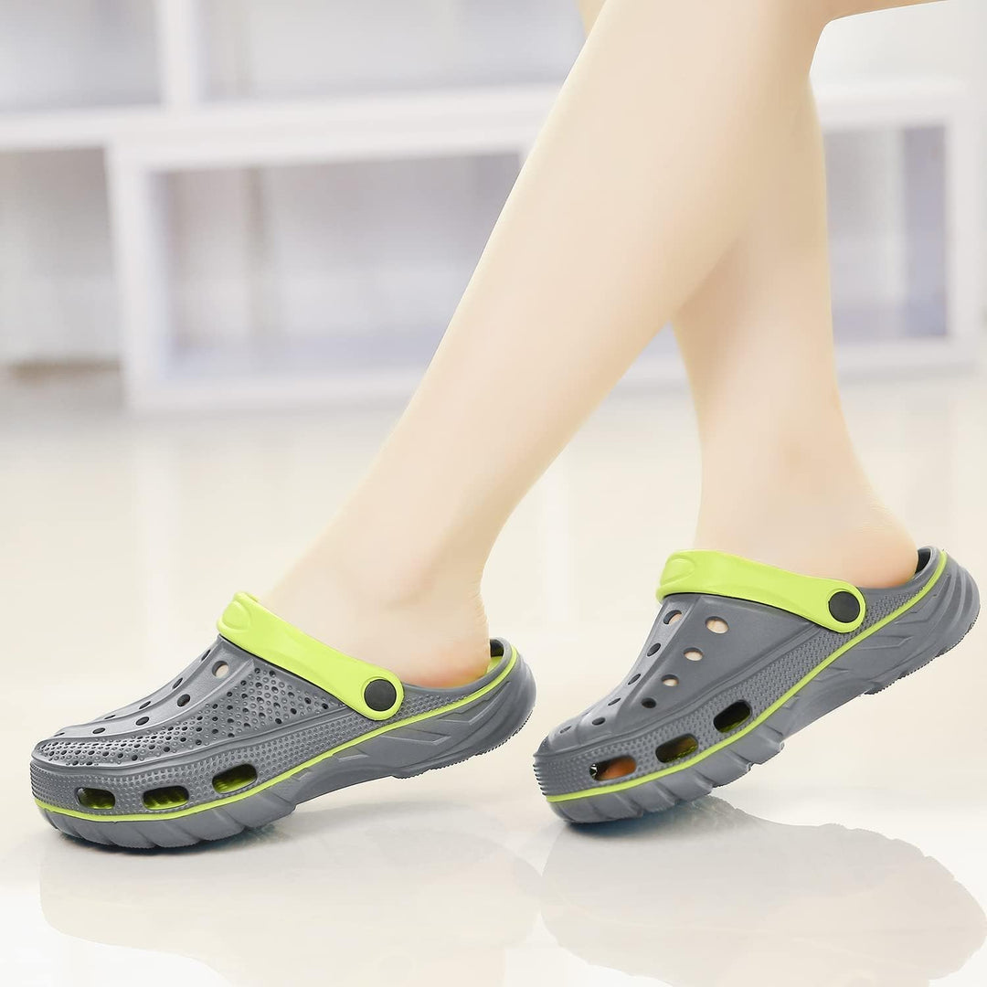 Unisex Clogs Pantoletten Sommer Hausschuhe Strand Sandalen Gartenschuhe mit Fussbett aus Weichem 44/
