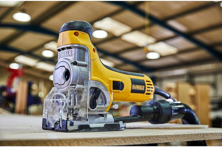 DeWalt DW333K Pendelhub-Stichsäge