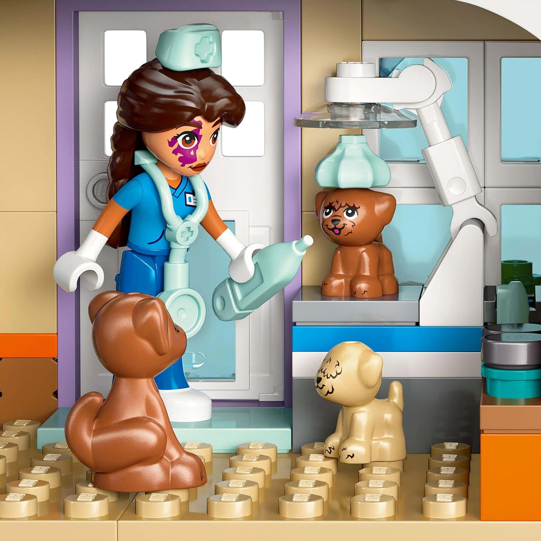 LEGO Friends Tierarztpraxis für Pferde und Haustiere, BAU- und Spielset für fantasievolle Rollenspie