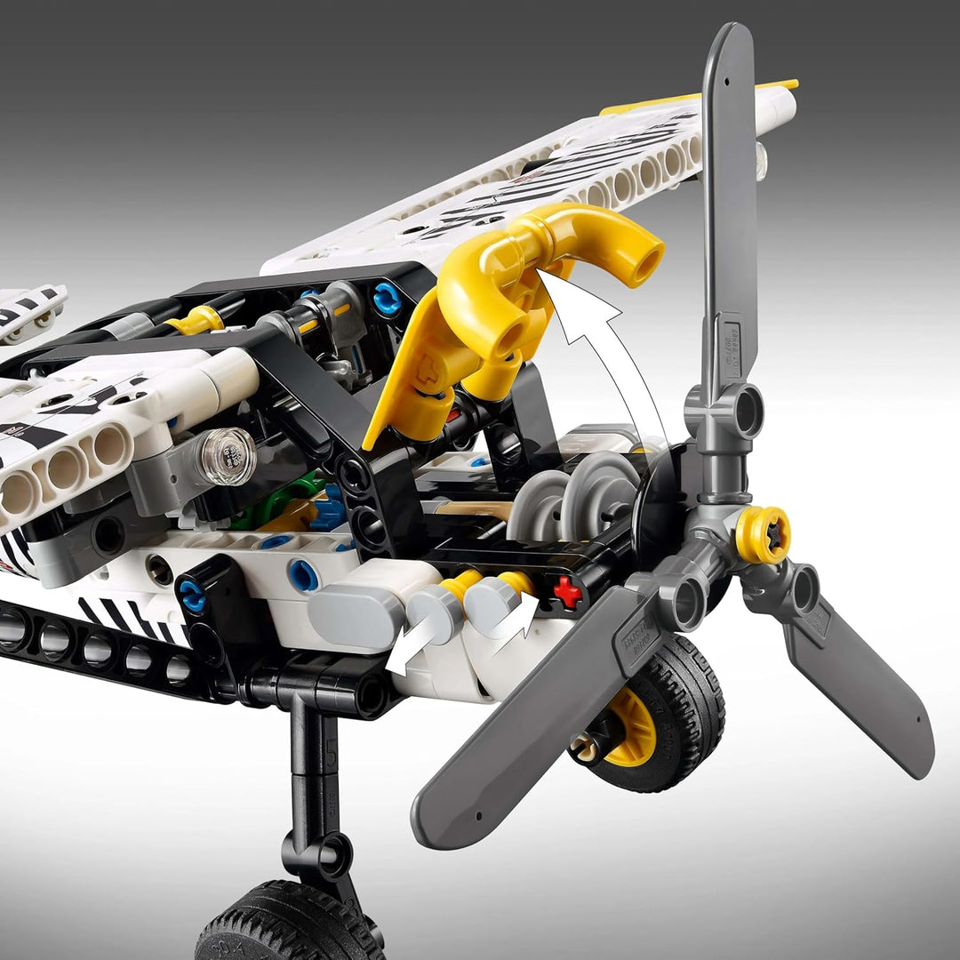 LEGO Technic Propellerflugzeug, Baubares Flugzeug Spielzeug für Kinder, Geschenk für Jungen und Mädc