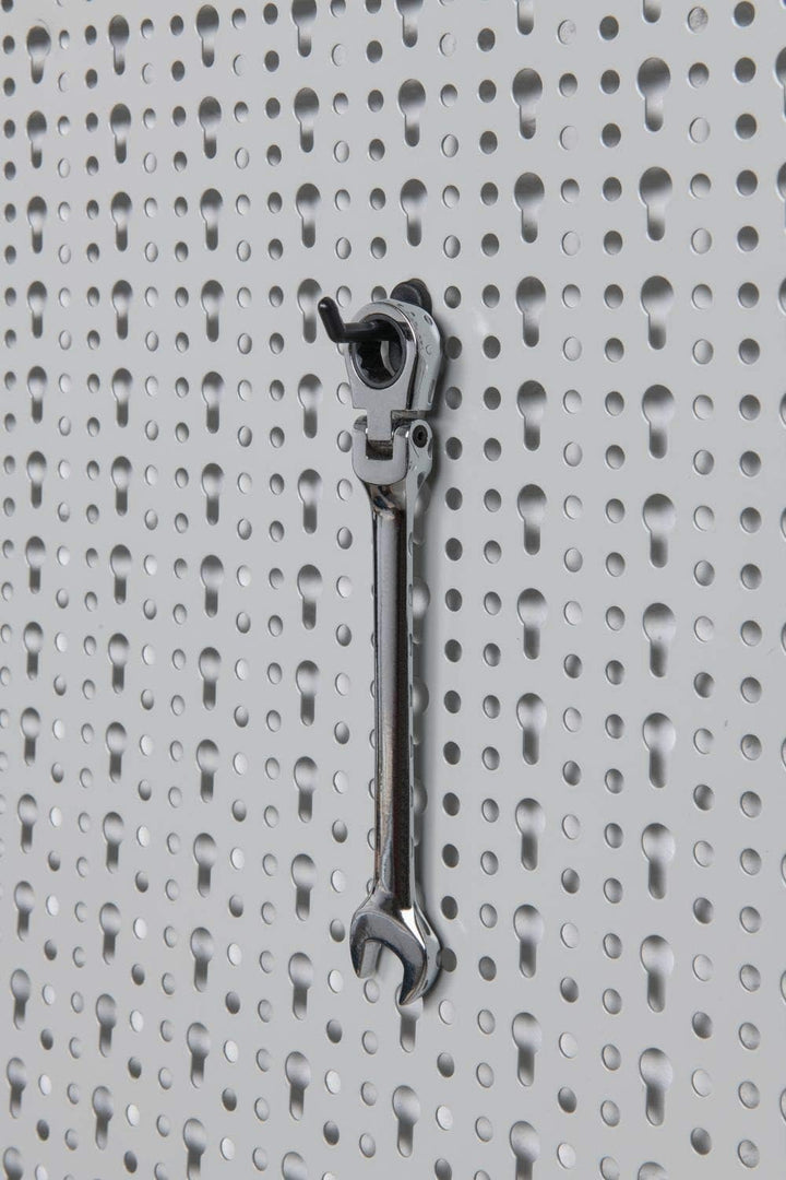 XXL Werkzeugwand aus Metall mit Stärke ca. 1 mm in Hellgrau. Inklusive Hakensortiment 52tlg. sowie B