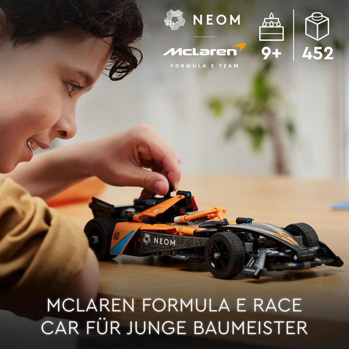 LEGO Technic NEOM McLaren Formula E Race Car, Rennwagen Spielzeug für Kinder ab 9 Jahren, Jungen und