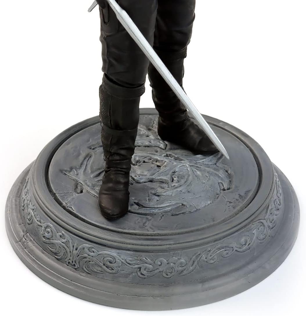 The Witcher 3 Dark Horse The Witcher (Netflix) - Transformed Geralt Statue (24cm) (3009-687), Mehrfa
