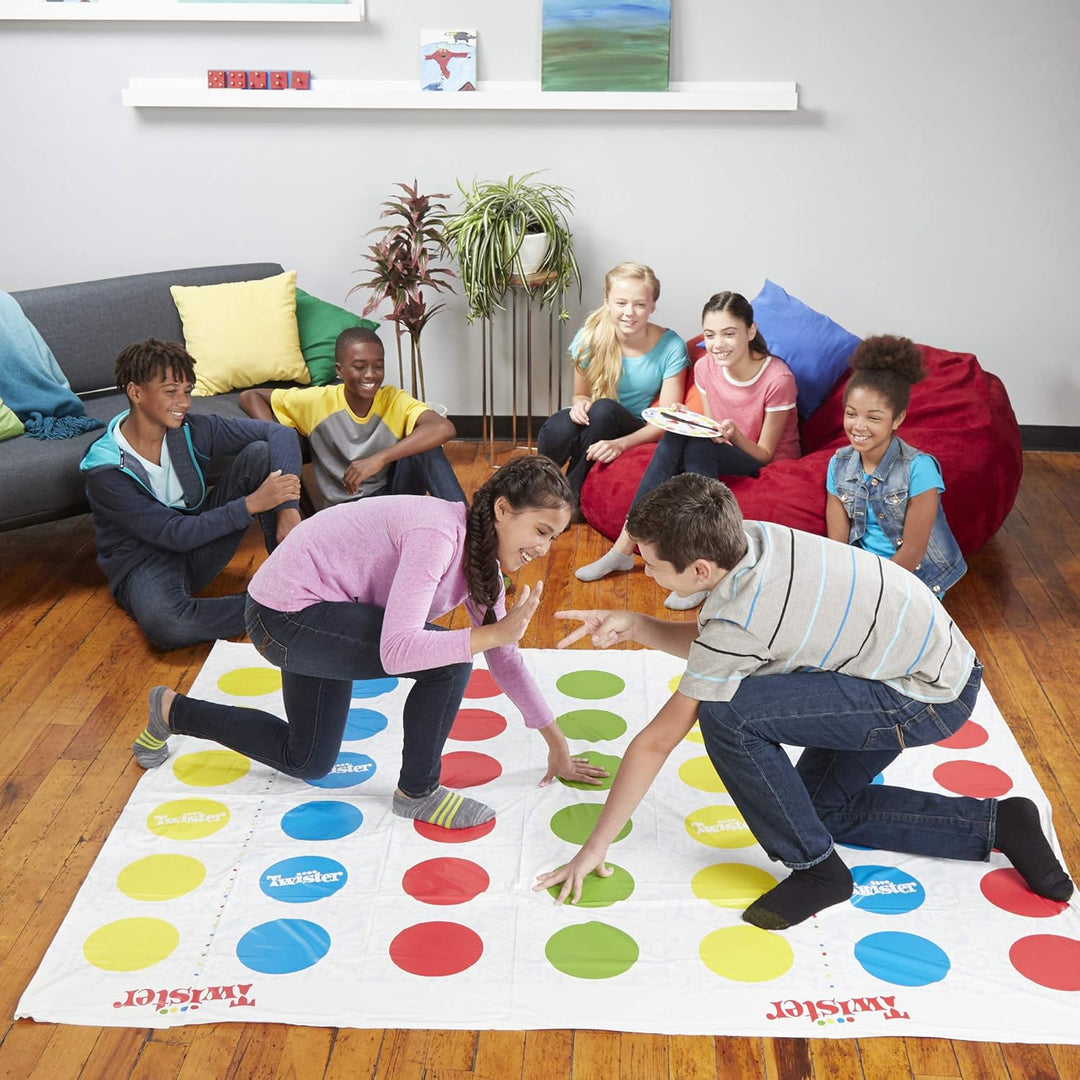 Twister Ultimate mit grösserer Matte und mehr Farbfeldern, Spiel für Familien und Kinder ab 6 Jahren