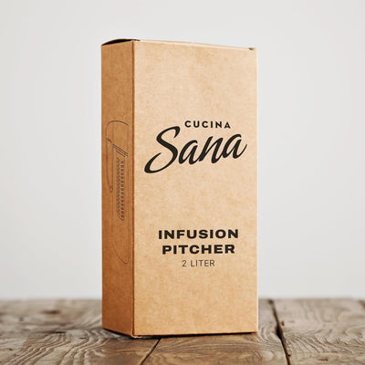 Cucina Sana Karaffe mit Fruchteinsatz 2L – Wasserkaraffe mit Deckel und Einsatz, Infused Water Pitch