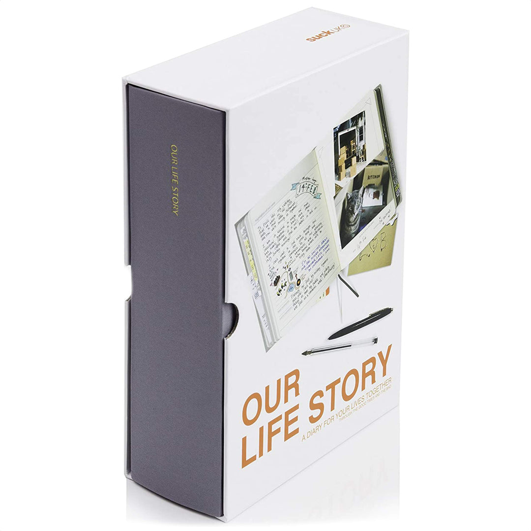 SUCK UK Unsere Lebensgeschichte – grau Our Life Story Grey, Our Life Story Grey