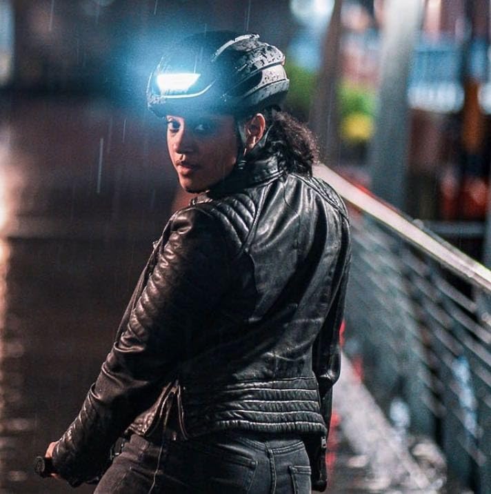 Lumos Ultra Smart-Helm | Fahrradhelm | Vorder- und Rücklicht (LED) | Blinker | Bremslichter | Blueto