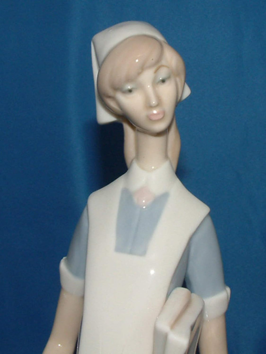 LLADRÓ Figur Krankenschwester. Schwester. Porzellan.