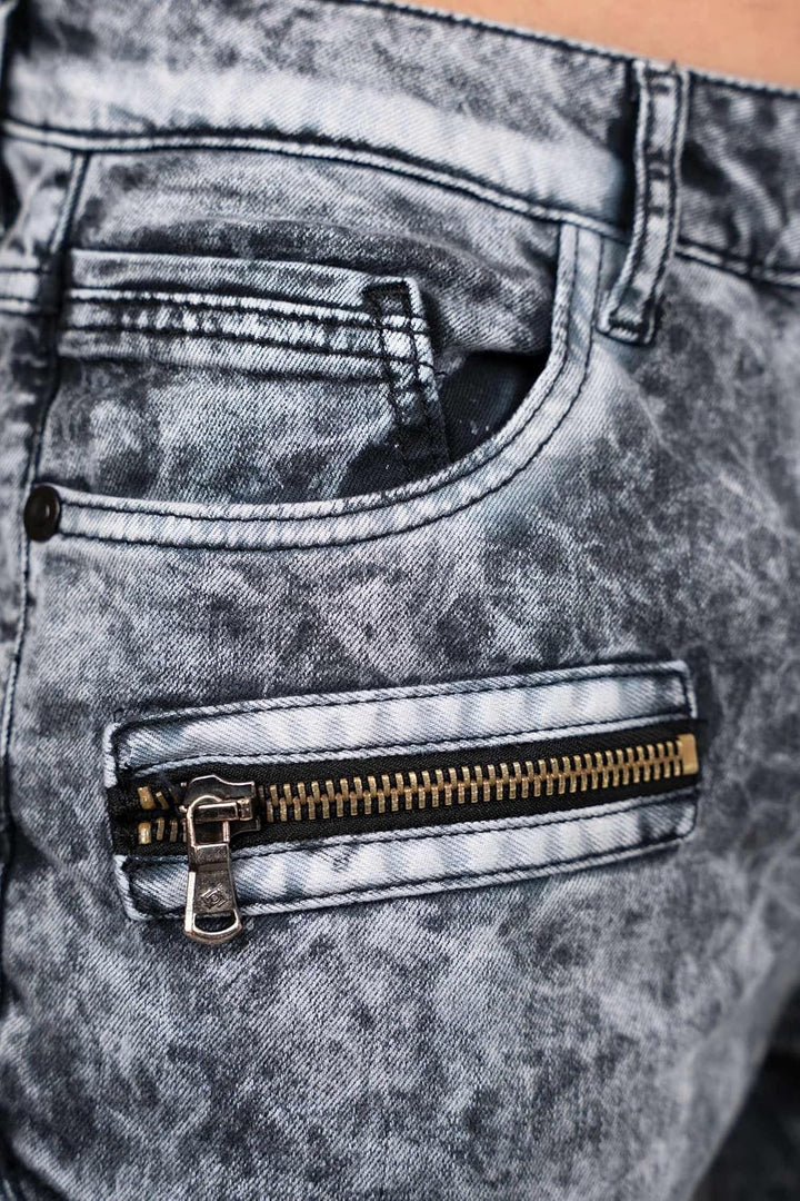 Cipo & Baxx Herren Jeans – Stylische Denim-Mode mit einzigartigem Design, Slim-Fit & Regular-Fit, Bi