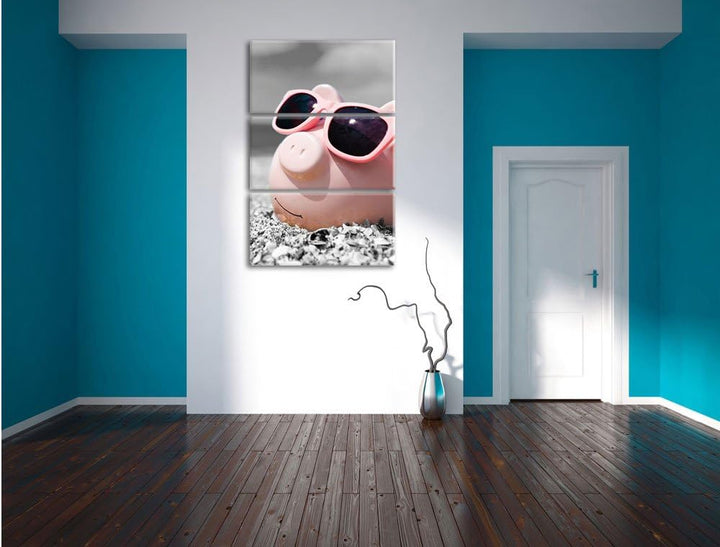 Pixxprint Cooles Sparschwein mit Sonnenbrille am Strand schwarz/weiss 3-Teiler Leinwandbild 120x80 B