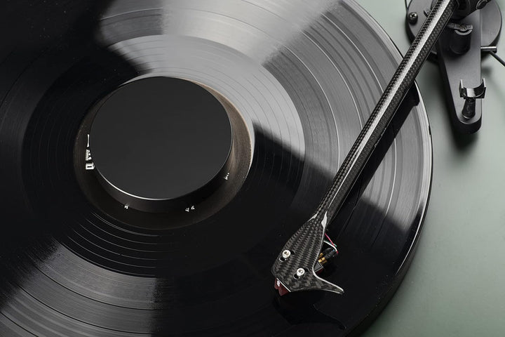 Pro-Ject Record Puck E, Modernes Plattengewicht aus Aluminium zur Reduktion von unerwünschten Resona
