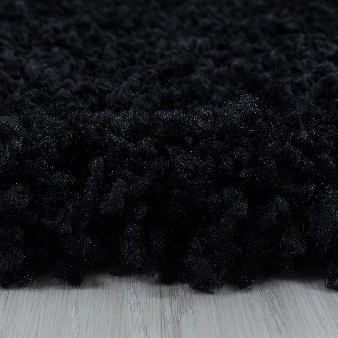 HomebyHome Shaggy Teppich Wohnzimmer (200x300) Flauschiger Teppich 200x290 cm Schwarz Einfarbig - Ho