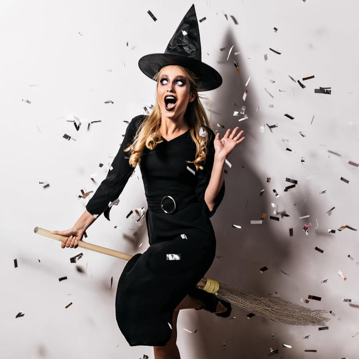 Relaxdays Hexenbesen 2er Set, mit Stiel, 97 cm lang, Kostümzubehör für Erwachsene, Halloween, Bambus