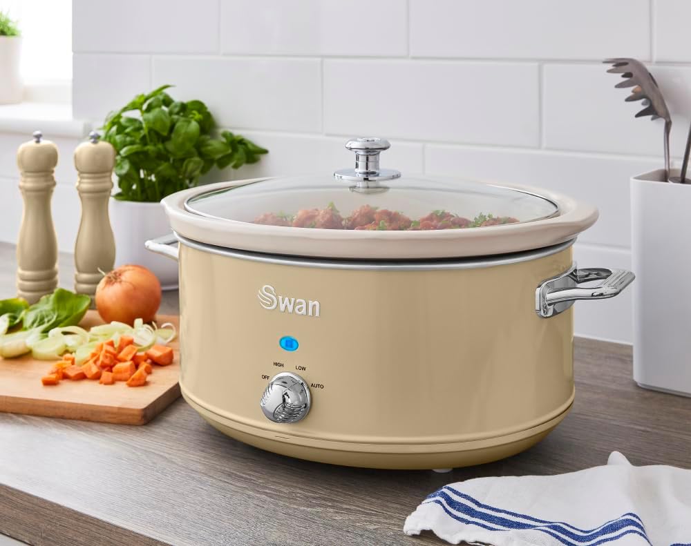 Swan Retro SF17031CN Slow Cooker 6,5L Abnehmbarer Kochbehälter, PFOA- und PTFE-freier Keramischer An