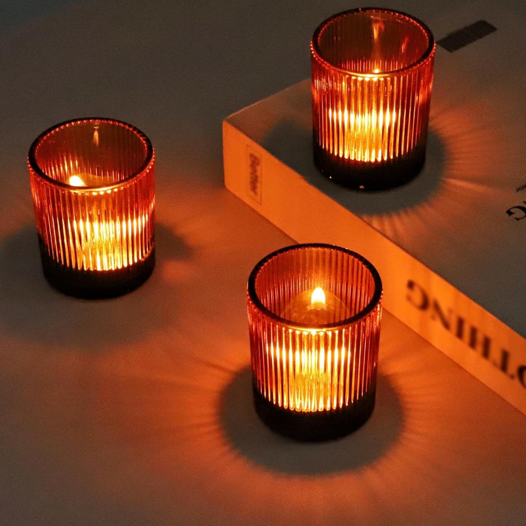 Vohocandle Braune Teelichthalter im 12er-Set, Gerippter Teelichthalter für die Tischdekoration bei H