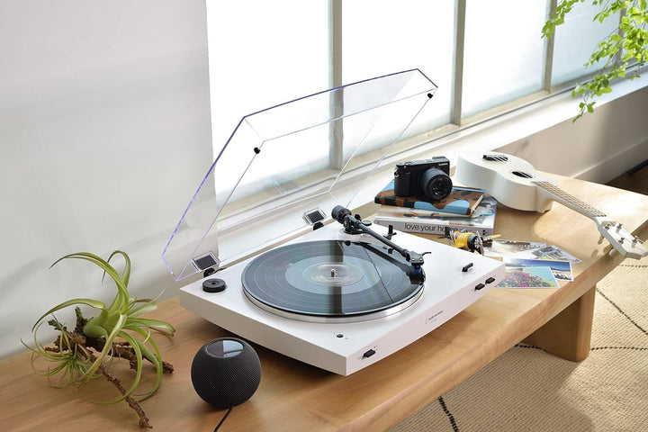 Audio-Technica LP3XBTWH Kabelloser Automatischer Plattenspieler Weiss White Bluetooth Single, White