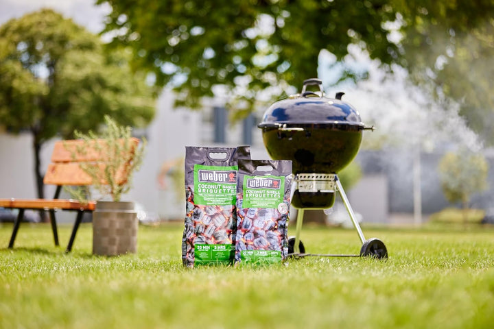 Weber Grill-Briketts aus Kokosnussschalen (8kg Sack), leistungsstark, für Lange und konstante Glut,
