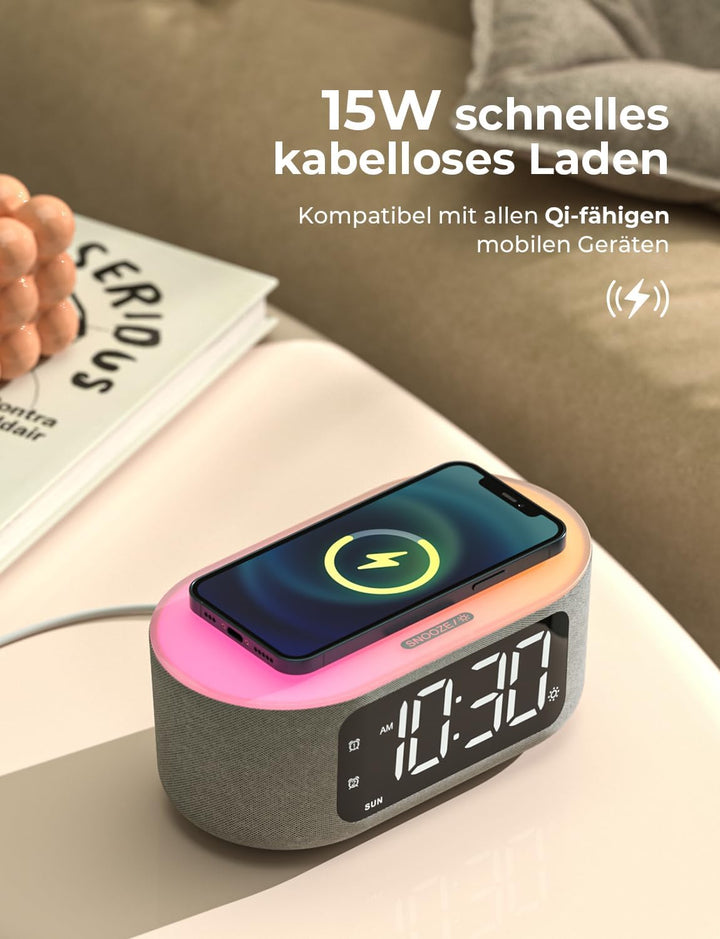 LIORQUE Digitaler Radiowecker mit Kabelloser Ladestation, Bluetooth Wecker mit Licht, 15W Fast Wirel